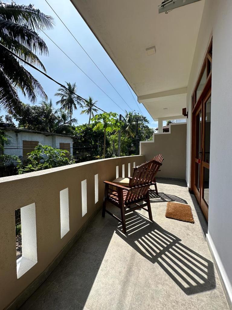 Siyon Yula - Guest House Хиккадува Номер фото