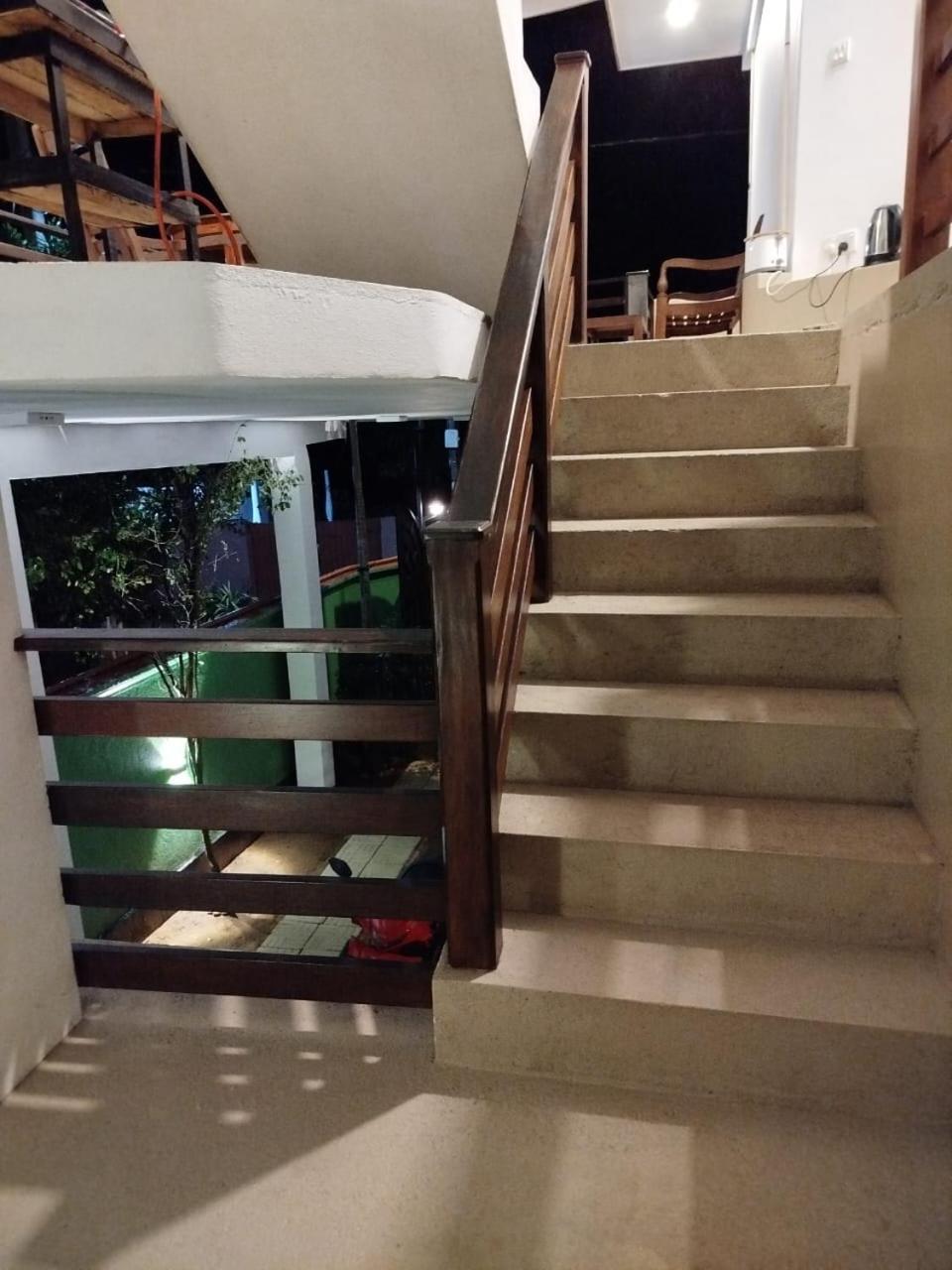 Siyon Yula - Guest House Хиккадува Экстерьер фото