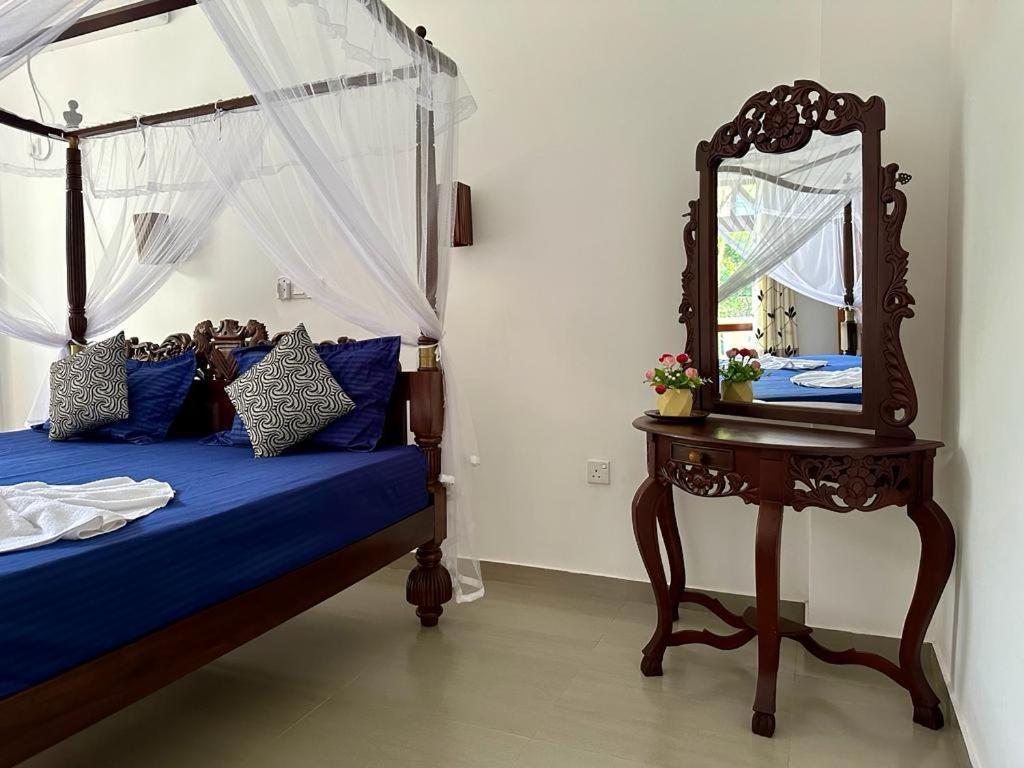 Siyon Yula - Guest House Хиккадува Экстерьер фото