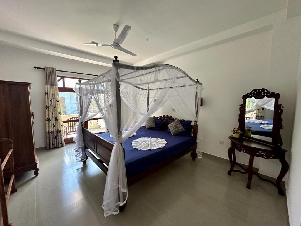Siyon Yula - Guest House Хиккадува Экстерьер фото